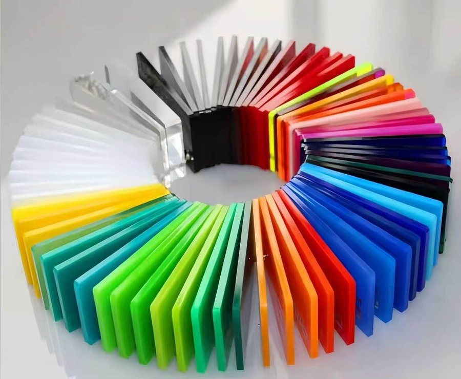 Acrylic colour chart circle showing full colour range
